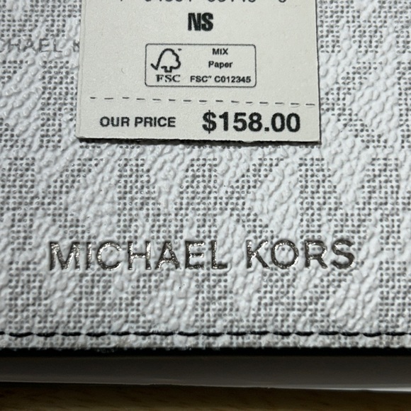 NWT $158 Michael Kors bifold wallet with coin pocket - Picture 2 of 14